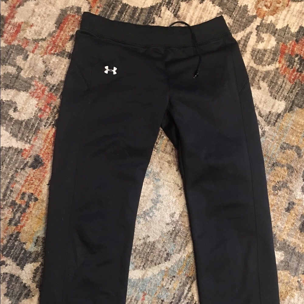 Women’s Under Armour sweatpants